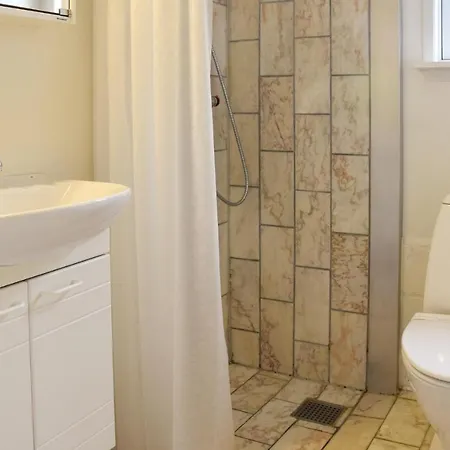 Three-bedroom Holiday In