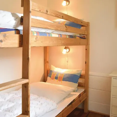 Three-bedroom Holiday In Vakantiehuis