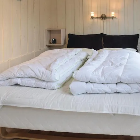 Three-bedroom Holiday In Vakantiehuis
